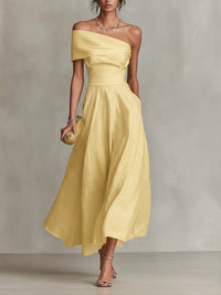 Gelbes Leinen-Maxikleid mit einer Schulter