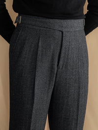 Hose aus Wollmischung mit Gurkha-Bund und Bundfalten