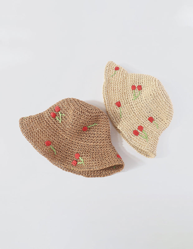 Gehäkelter Blumen-Bucket-Hut im modernen Stil
