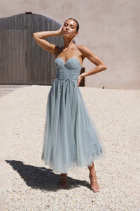 Diana Kleid in Midi-Länge - Salbeigrün