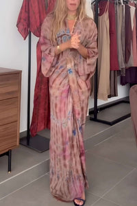 Kleid im Kimono-Stil mit Aufdruck im modernen Stil