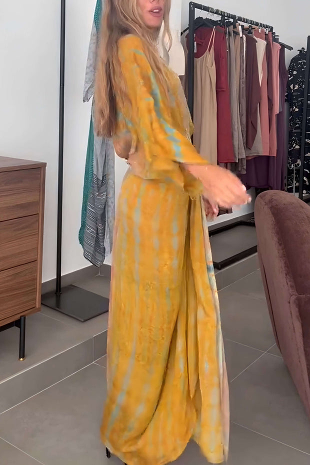 Kleid im Kimono-Stil mit Aufdruck im modernen Stil