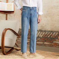 Hose aus Baumwolle und Denim mit geradem Schnitt und Bundfalten