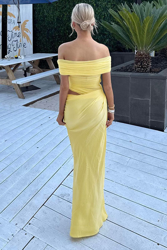 Maxikleid mit transparentem Netzstoff und schulterfreiem Schnitt