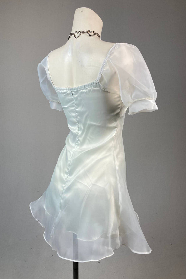 Kleid mit Puffärmeln und transparentem Prinzessinnen-Stil im modernen Stil