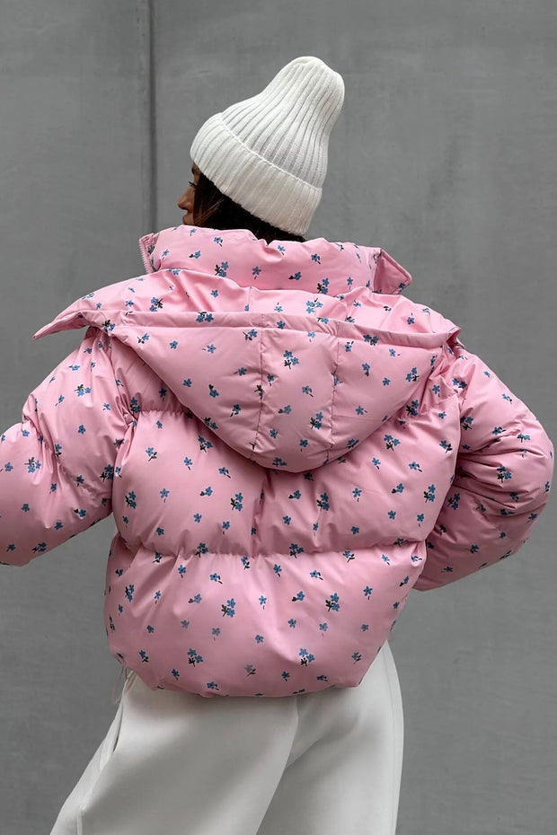 Steppjacke mit Blumenmuster im modernen Stil
