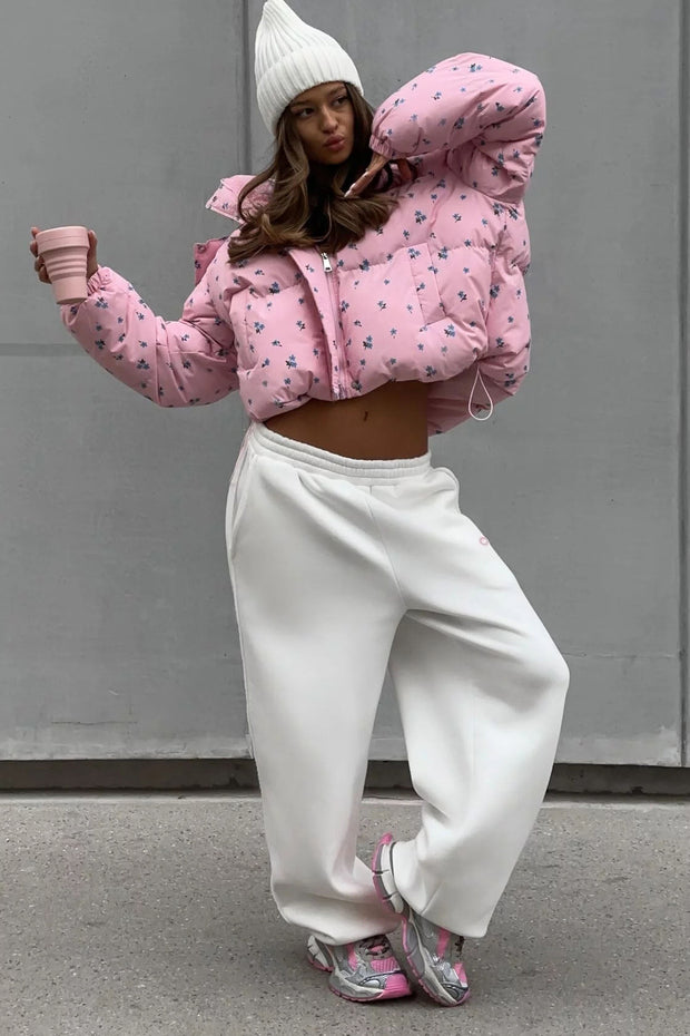 Steppjacke mit Blumenmuster im modernen Stil