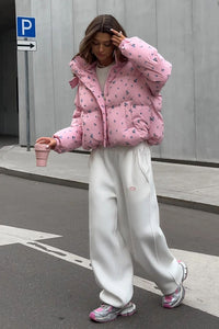Steppjacke mit Blumenmuster im modernen Stil