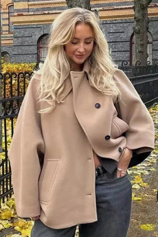 Leiser Luxus Asymmetrischer Cape-Mantel im modernen Stil