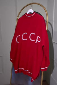 Klassischer CCCP Grafikpullover im modernen Stil