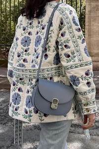 Lässige Street-Blumen-Schnürknöpfe, Patchwork-O-Ausschnitt-Oberbekleidung im modernen Stil