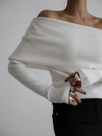 Minimaler Pullover aus Strick in Creme
