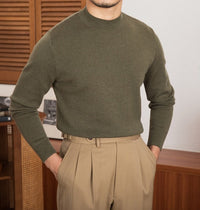 Pullover aus Wollmischung mit Stehkragen und schmalem Schnitt