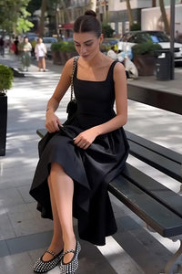 Modisches rückenfreies Kleid mit Schleife und Temperament im modernen Stil