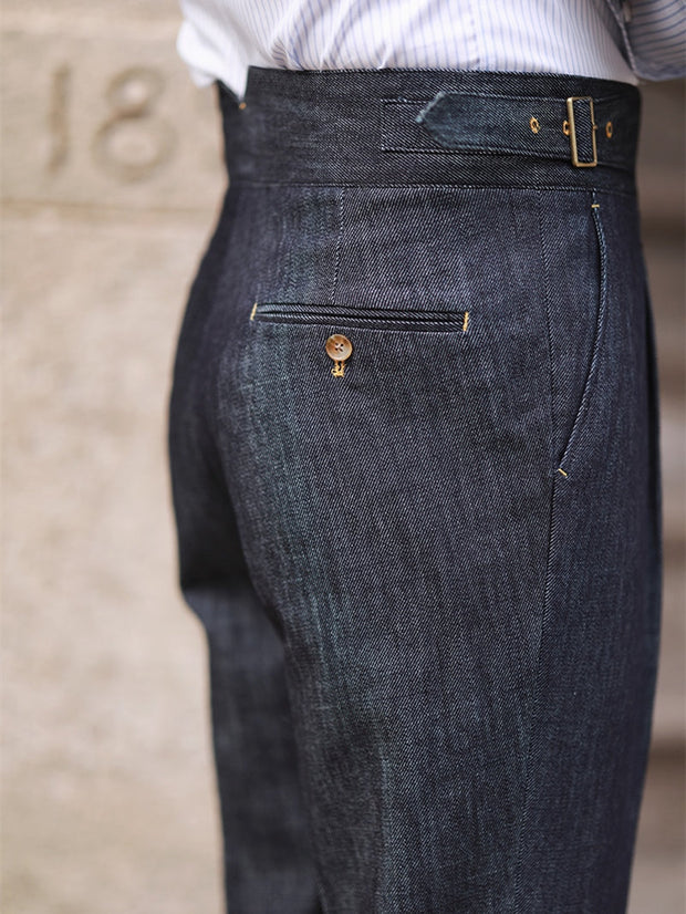 Hose aus Denim mit Gurkha-Bund