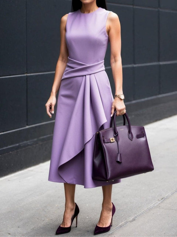 Elegantes asymmetrisches nahtloses Kleid in Midi-Länge