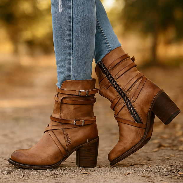 Damenstiefelette mit Absatz und verstellbarem Riemen - Thalia