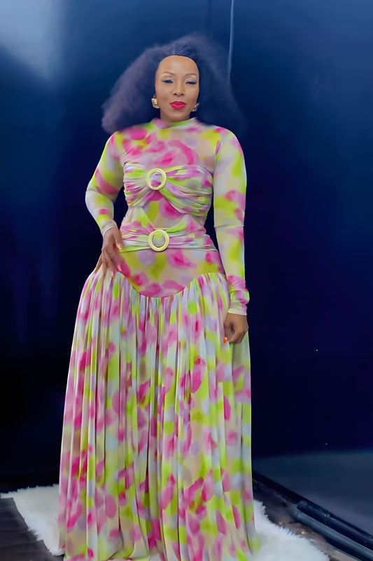 Pastellfarbiges Mirage Netzstoff Maxikleid