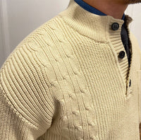 Pullover mit Zopfmuster und Rippstruktur