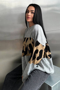 Retro Pullover mit Leopardenmuster und Color-Block-Design im modernen Stil