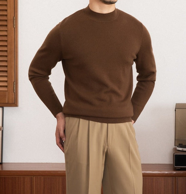 Pullover aus Wollmischung mit Stehkragen und schmalem Schnitt