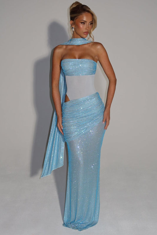 Kailani Langes Kleid