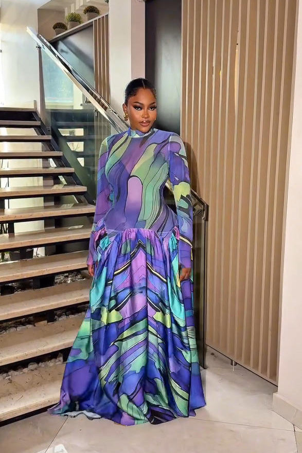 Maxikleid inspiriert von Blau Art-Paint