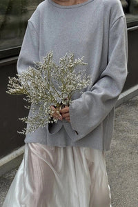 Versteckter Open-Back-Lazy-Pullover im modernen Stil