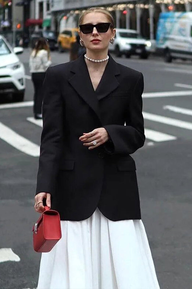 Frühjahrsblazer mit V-Neck und Taillierung