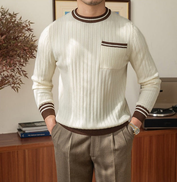 Pullover mit Rippstruktur, Kontrastdetails und schmalem Schnitt