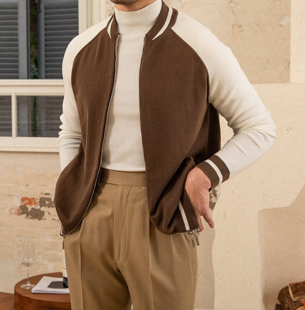 Jacke aus Wollmischung mit schmalem Schnitt im College-Stil
