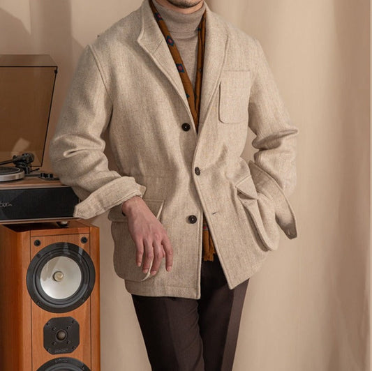 Mantel aus Wolle und Tweed mit Fischgrätmuster und sportiver Optik