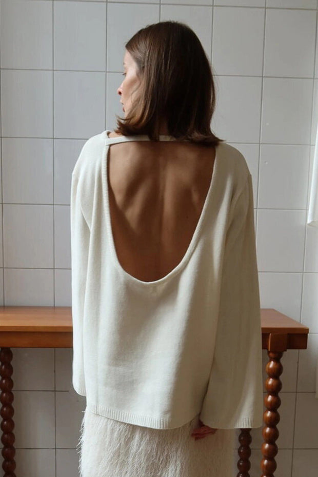 Versteckter Open-Back-Lazy-Pullover im modernen Stil