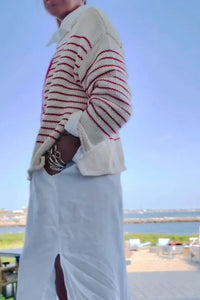 Pullover mit Hummer-Motiv in Creme und Rot gestreift im modernen Stil