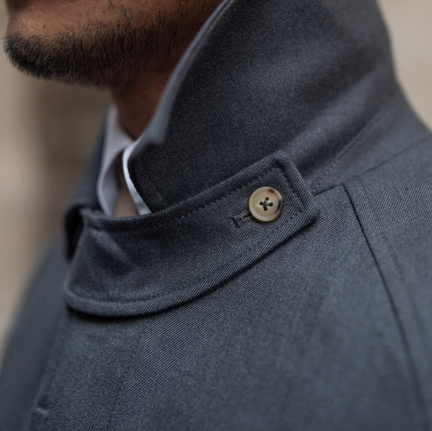 Trenchcoat aus Wollmischung mit Gürtel