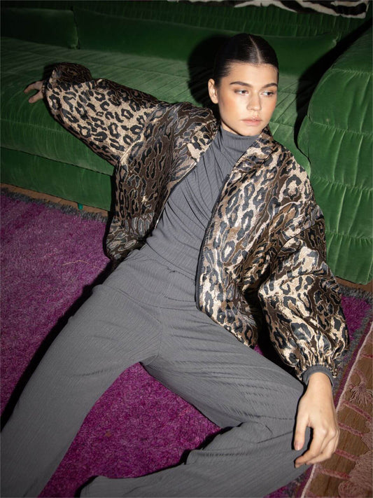 Oversize-Bomberjacke mit Leopardenmuster
