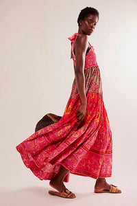 Maxikleid mit Stufen und Blumenmuster, Schleifenband