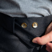 Hose aus Wollfilz mit Bundfalten