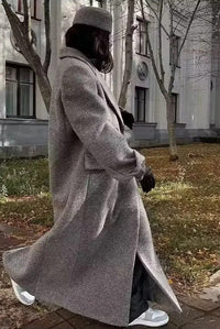 Urban Oversize Maßgeschneiderter Wollmantel im modernen Stil