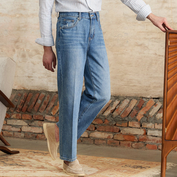 Hose aus Baumwolle und Denim mit geradem Schnitt und Bundfalten