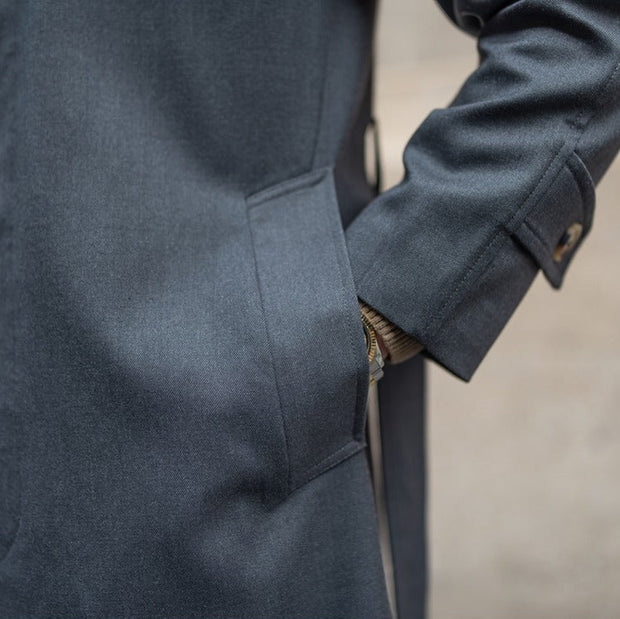 Trenchcoat aus Wollmischung mit Gürtel