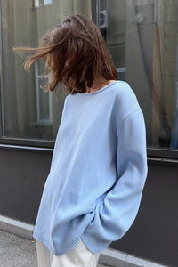 Versteckter Open-Back-Lazy-Pullover im modernen Stil