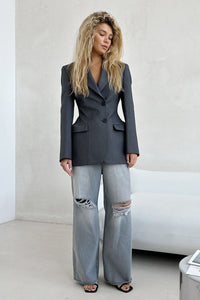 Frühjahrsblazer mit V-Neck und Taillierung