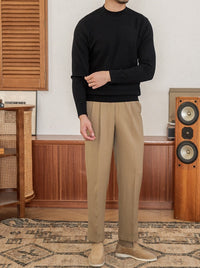 Pullover aus Wollmischung mit Stehkragen und schmalem Schnitt