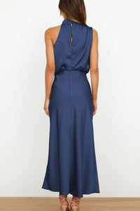 Esther Maxi Kleid - Blau im modernen Stil