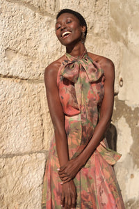 Falda Neckholder-Set mit floralem Maxirock im modernen Stil