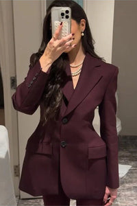 Frühjahrsblazer mit V-Neck und Taillierung