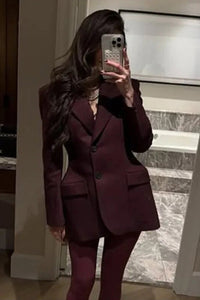 Frühjahrsblazer mit V-Neck und Taillierung