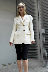 Frühjahrsblazer mit V-Neck und Taillierung