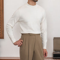 Pullover aus Wollmischung mit Stehkragen und schmalem Schnitt